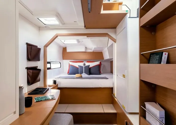 Excursii Pe Catamaran Botel Cluj-Napoca